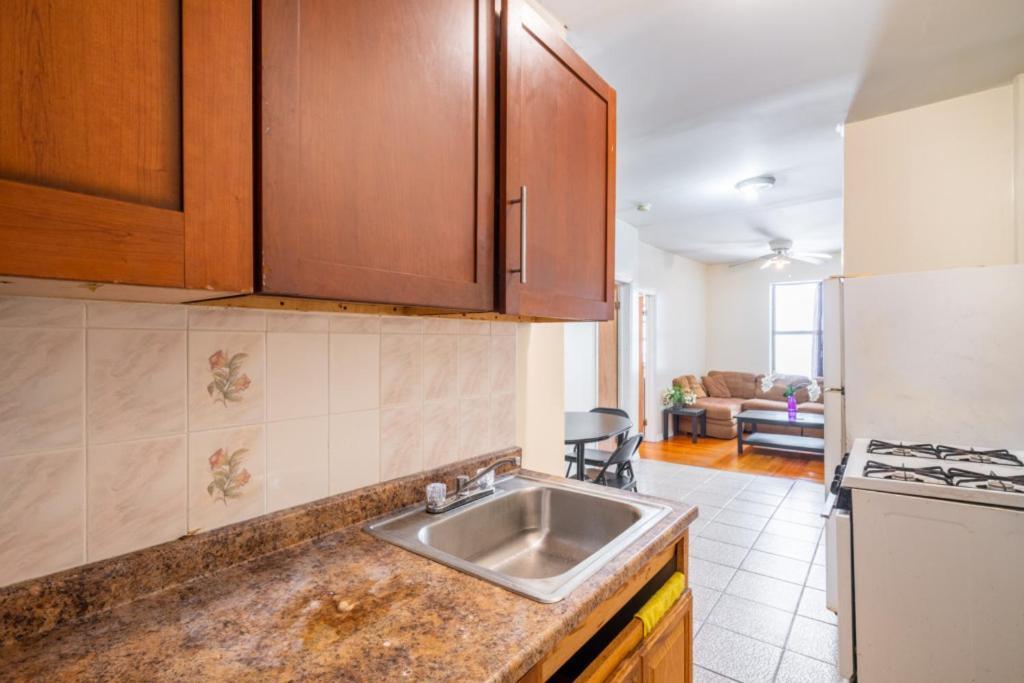 Eastern Parkway Guest House นิวยอร์ก ภายนอก รูปภาพ