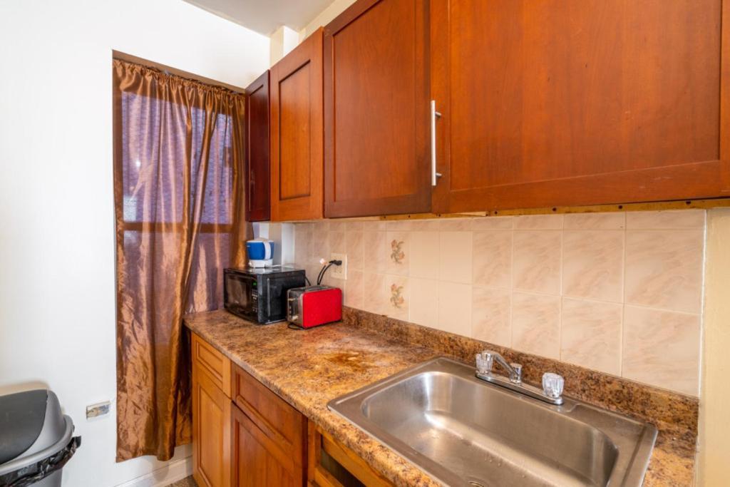 Eastern Parkway Guest House นิวยอร์ก ภายนอก รูปภาพ