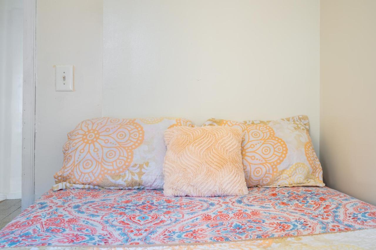 Eastern Parkway Guest House นิวยอร์ก ภายนอก รูปภาพ