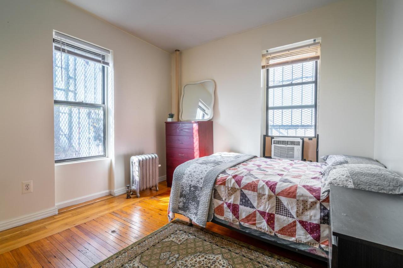 Eastern Parkway Guest House นิวยอร์ก ภายนอก รูปภาพ